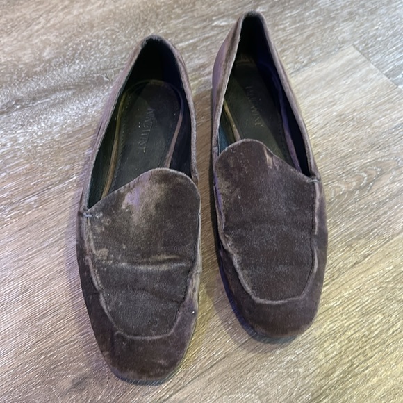 Velvet miles - Picture 5 of 5